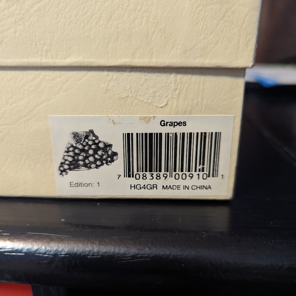 Lord Byron's Harmony Garden Collection Grapes NIB - Picture 7 of 7